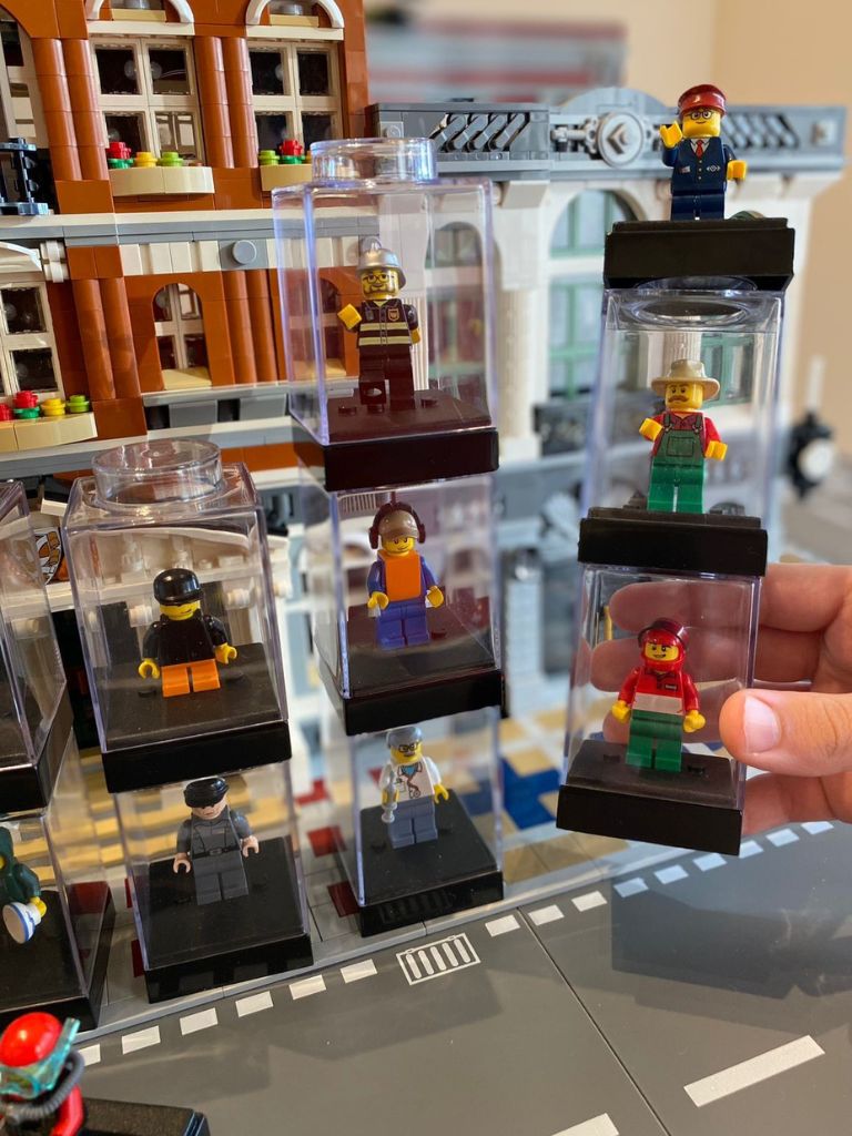 ENCAIXE PERFEITO PARA A MINIFIGURA